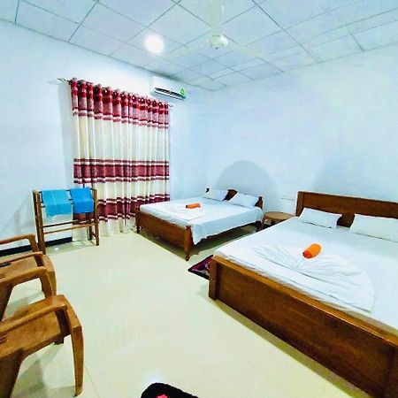 Siyapath Holiday Resort Polonnâruvâ Extérieur photo