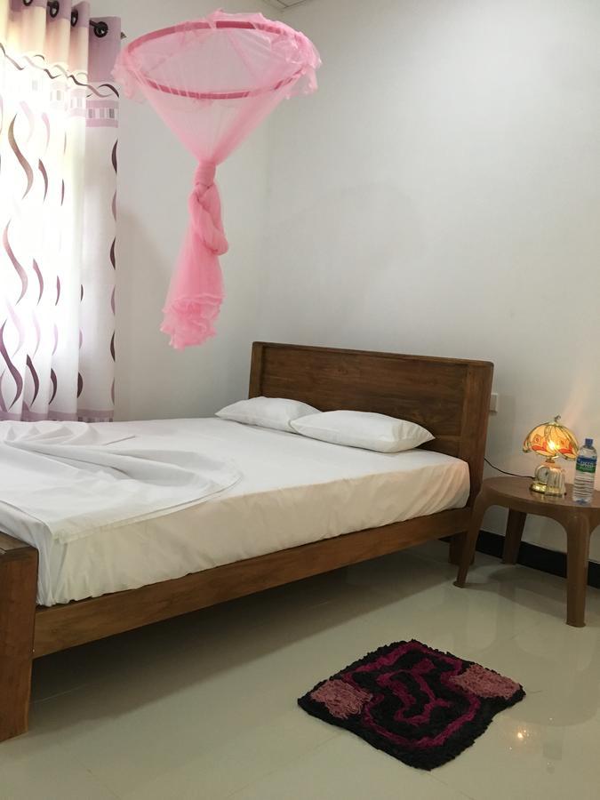 Siyapath Holiday Resort Polonnâruvâ Extérieur photo
