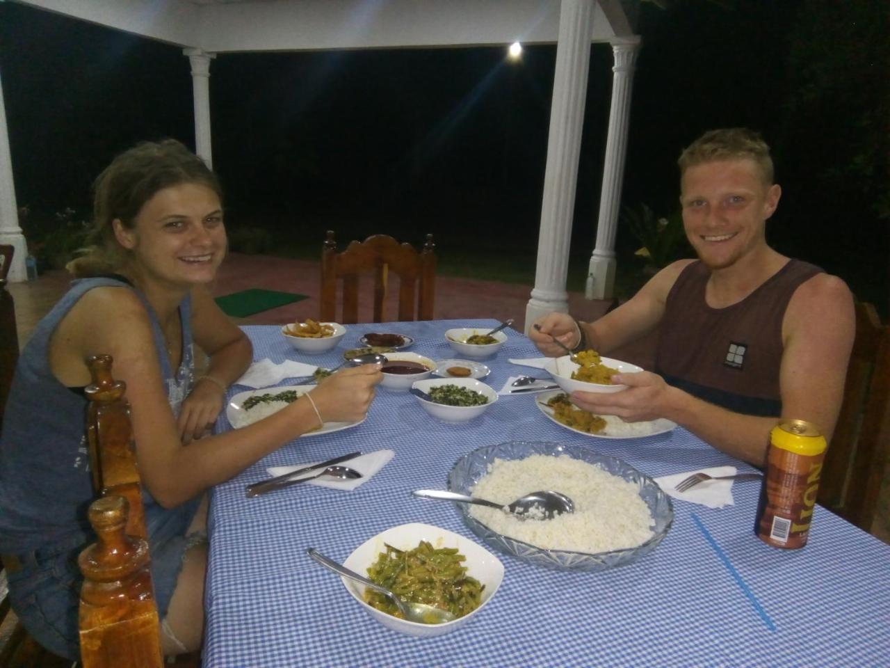 Siyapath Holiday Resort Polonnâruvâ Extérieur photo